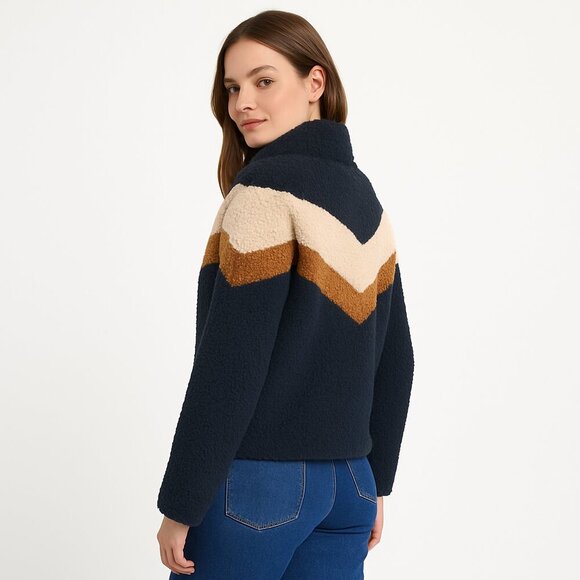 Thread & Supply Wubby Sherpa Pullover Chevron Colorblock M - Picture 14 of 14